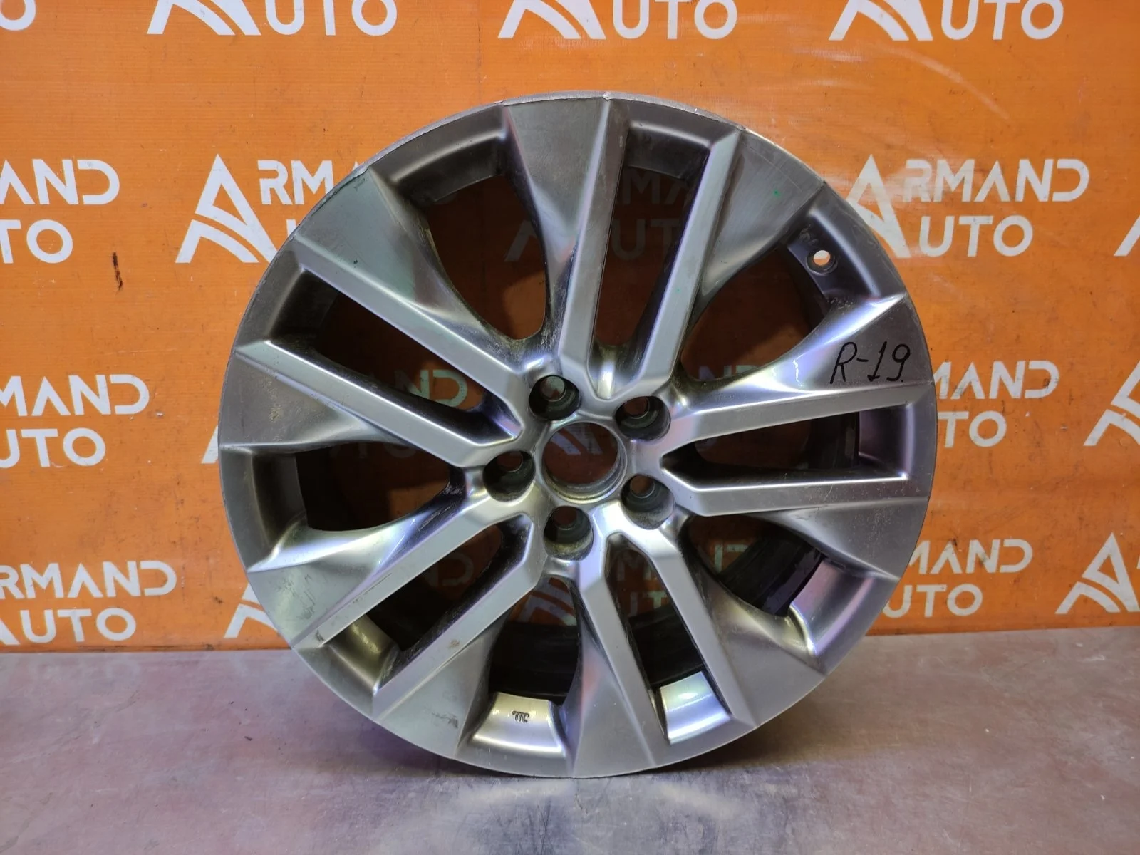 Диск колесный r19 Toyota RAV4 5 XA50