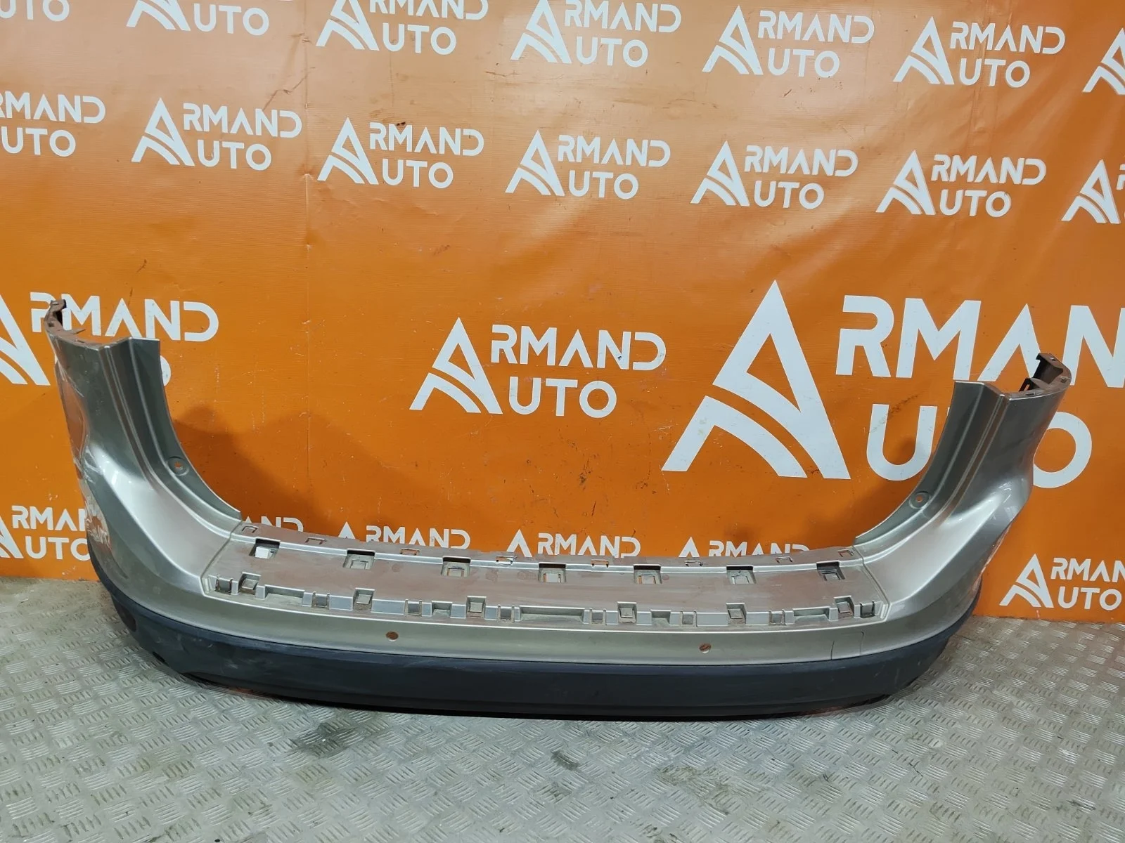 Бампер Volvo XC60 2008-2013