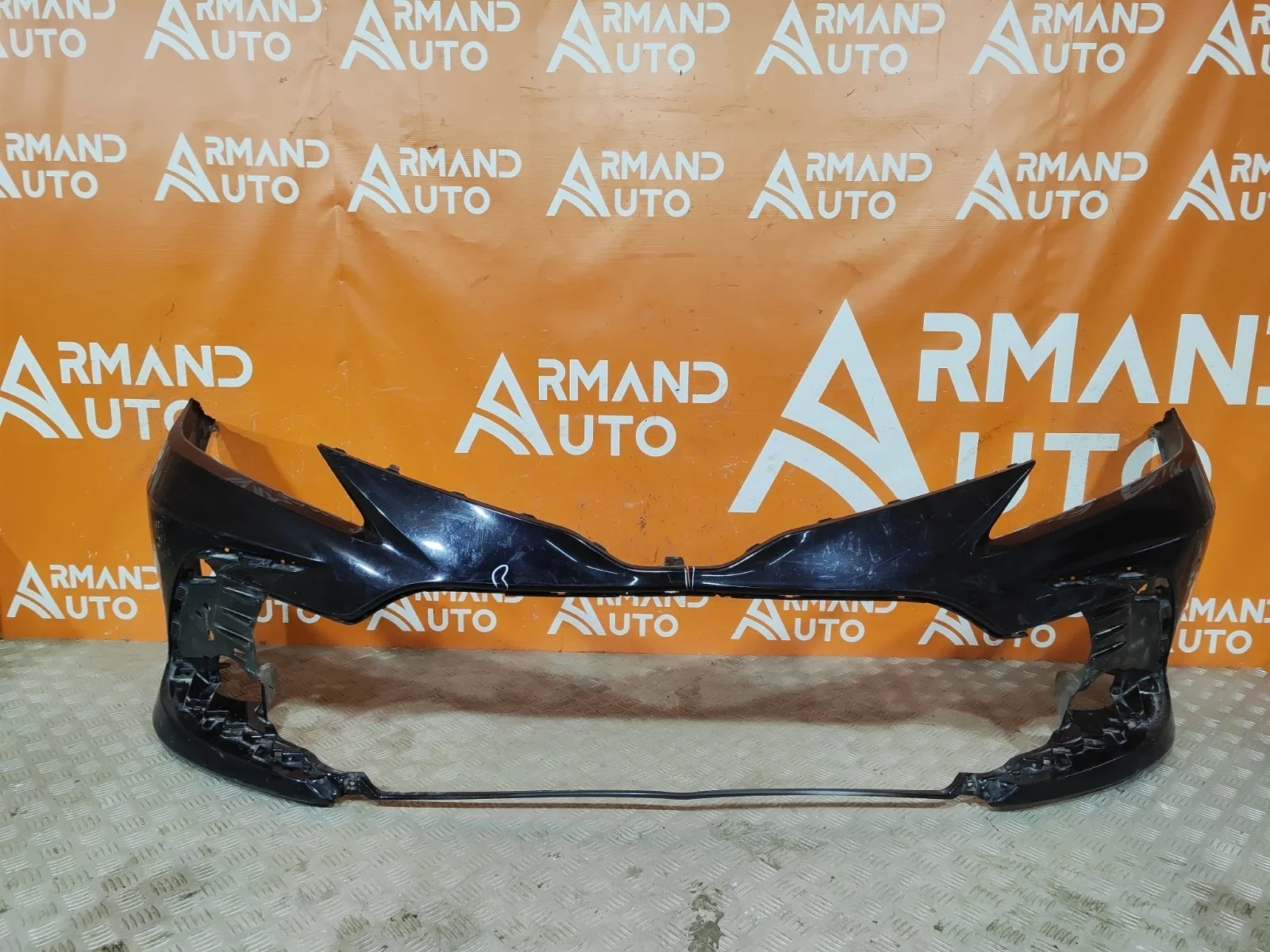 Бампер Toyota Camry 2020-нв 8 XV70