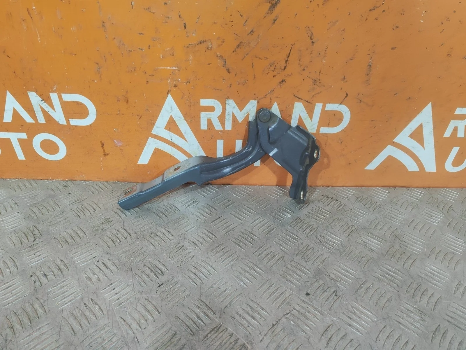 Петля капота Hyundai Creta 2016-2021