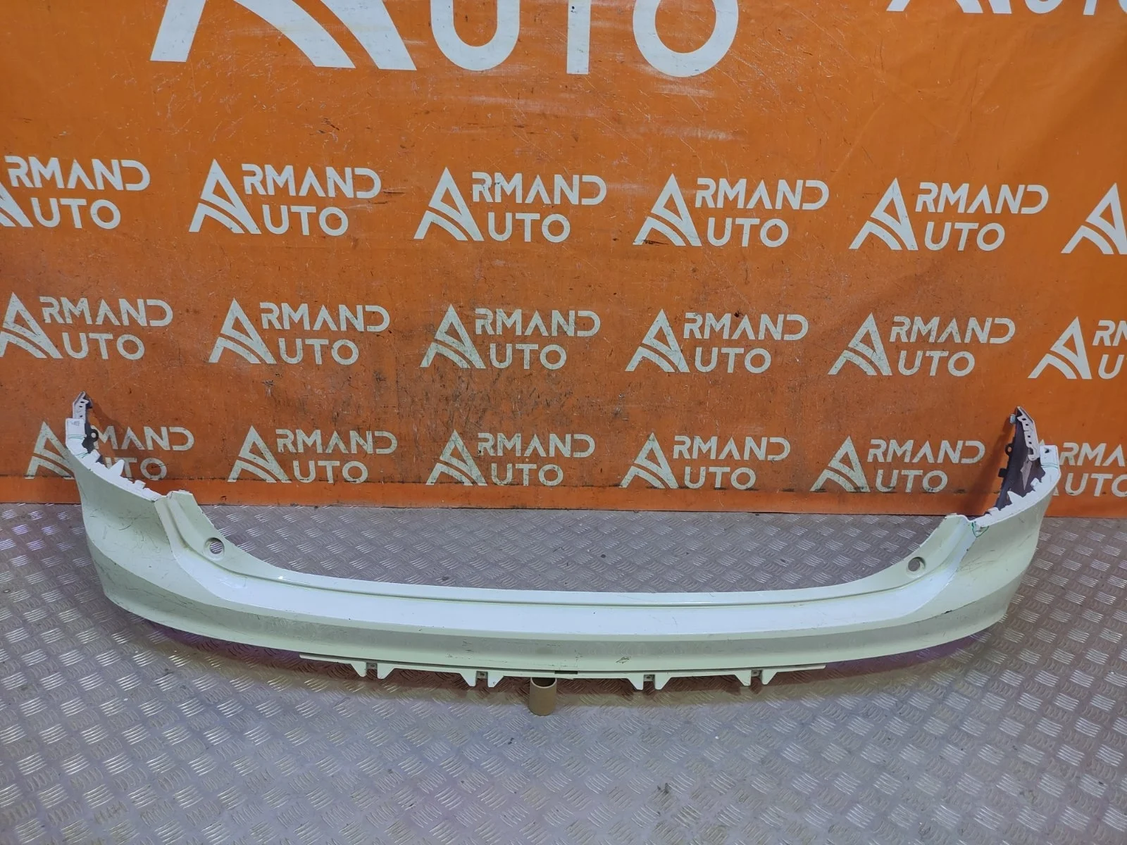 Бампер Volvo XC90 2014-нв
