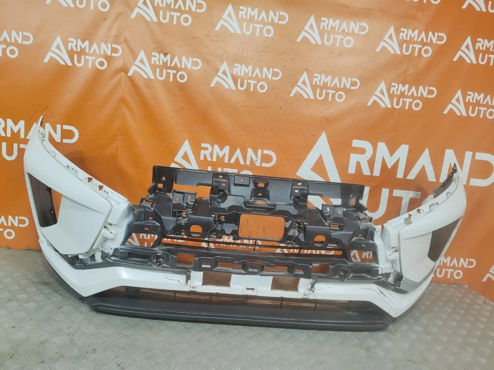 Бампер Mitsubishi Eclipse Cross 2017-2020