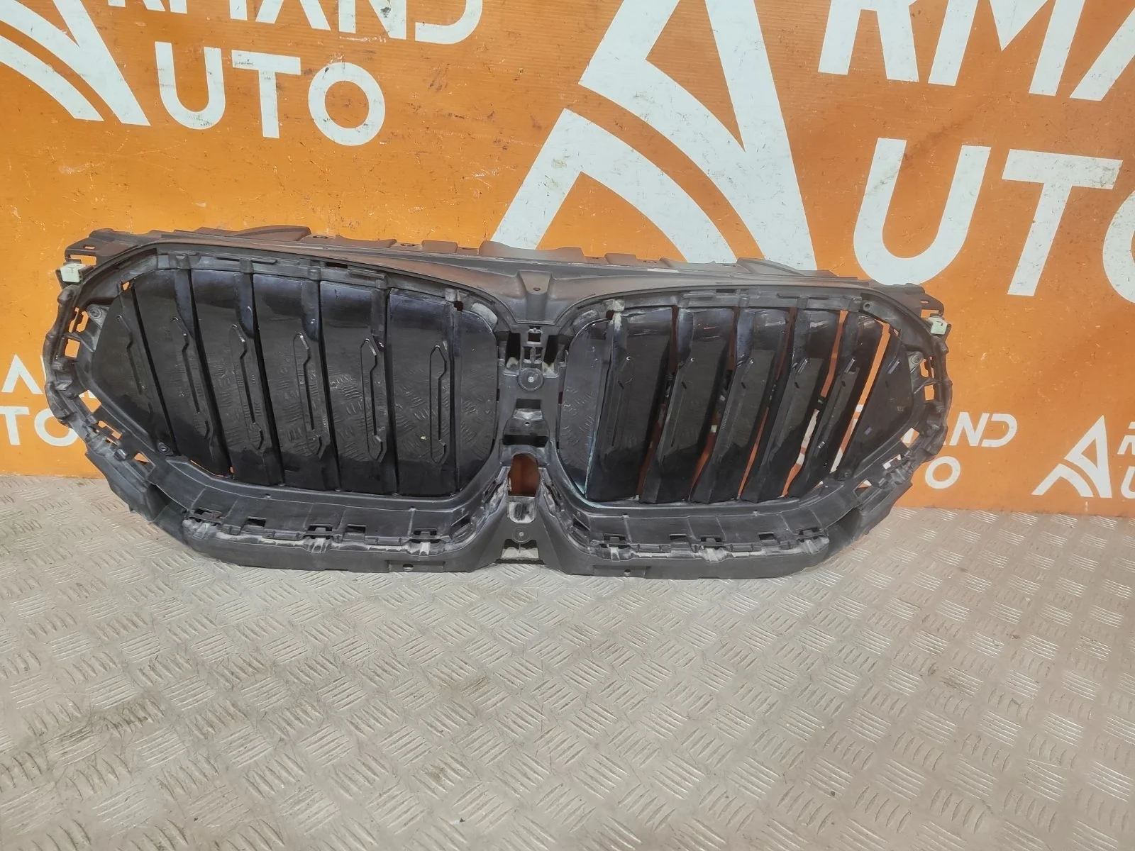 Жалюзи радиатора BMW X6 2019-нв G06