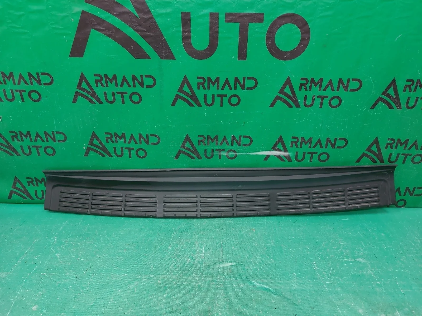 Накладка бампера TOYOTA LAND CRUISER 2007-2021