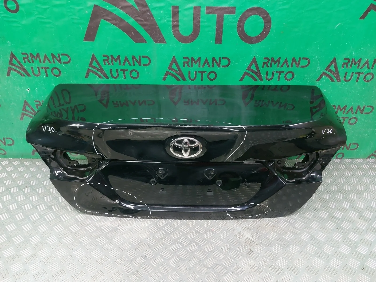 Крышка багажника TOYOTA CAMRY 2017-нв 8 XV70