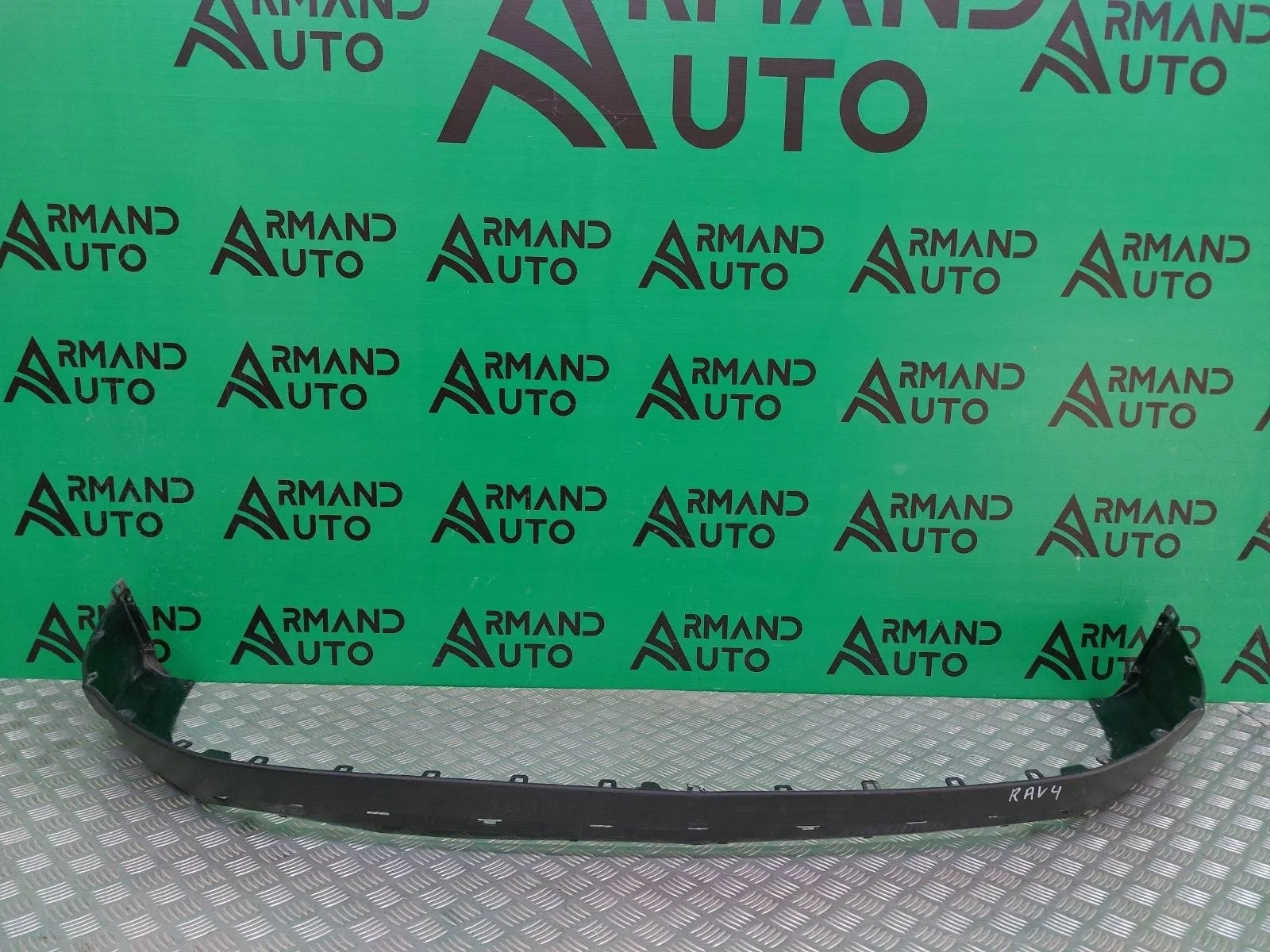 Юбка бампера Toyota RAV4 2015-2019 CA40