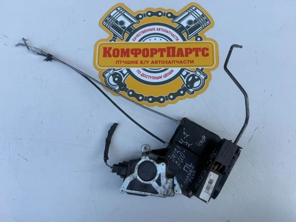 Замок двери передней левой Kia Rio II (2005—2009)