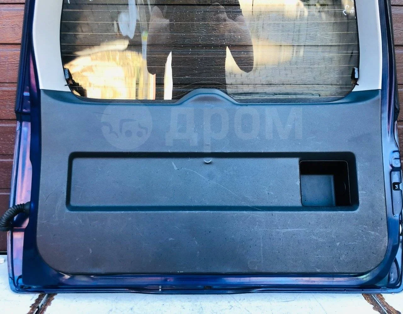 Обшивка крышки багажника Suzuki Grand Vitara II (2005—2008)