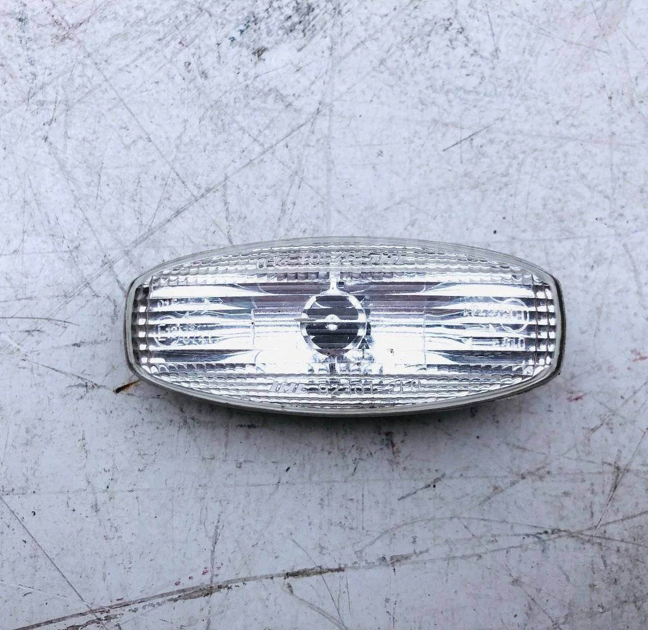 Повторитель поворота в крыло Kia Cerato I (2003—2007)