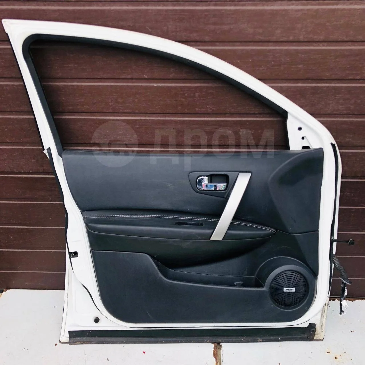 Кнопка стеклоподъемника Nissan Qashqai+2 I рестайлинг (2010—2013)