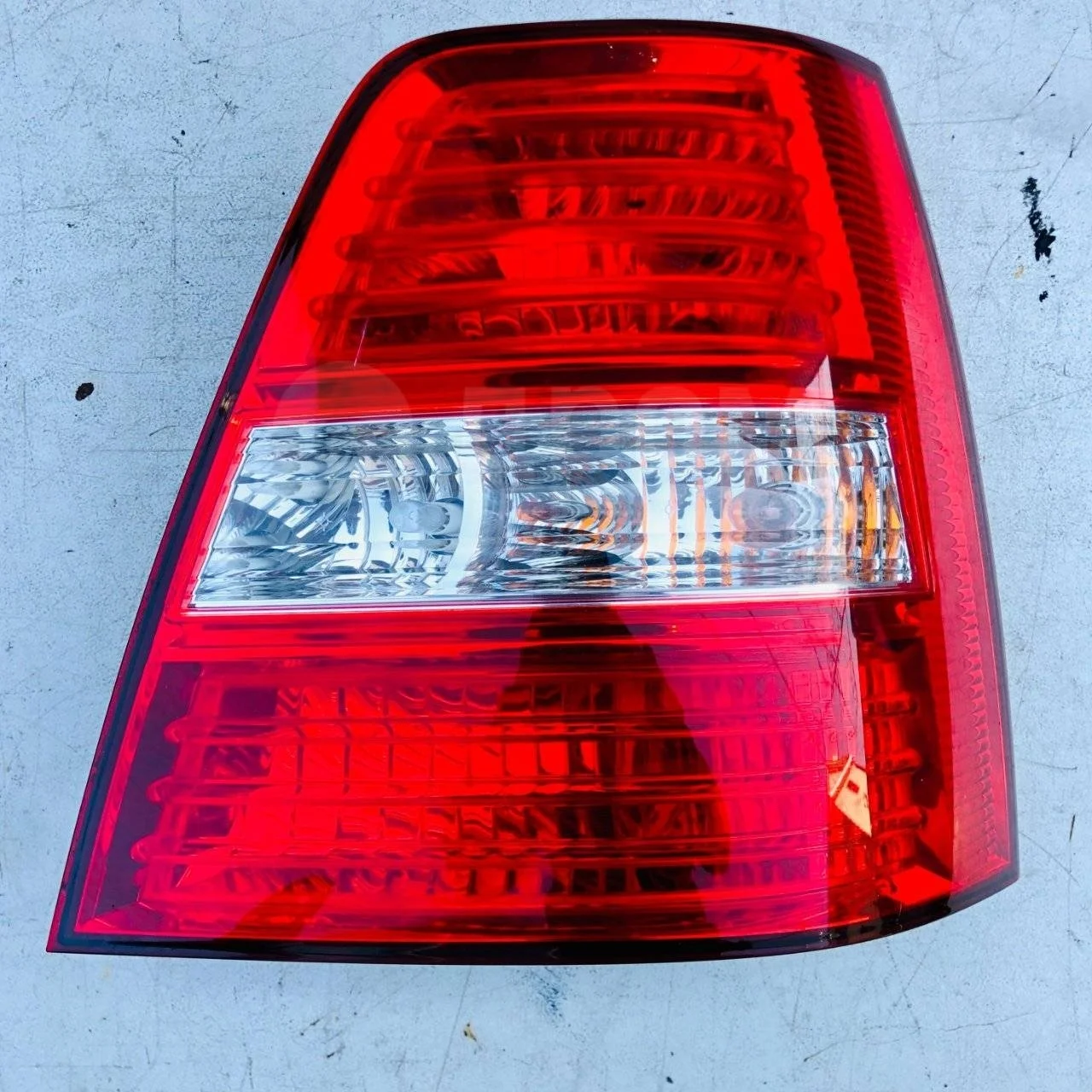 Фонарь задний Kia Sorento I рестайлинг (2006—2011)