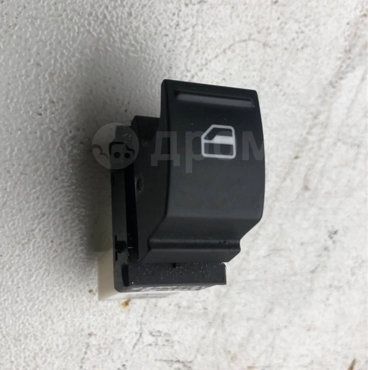 Кнопка стеклоподъемника Skoda Superb II (2008—2013)