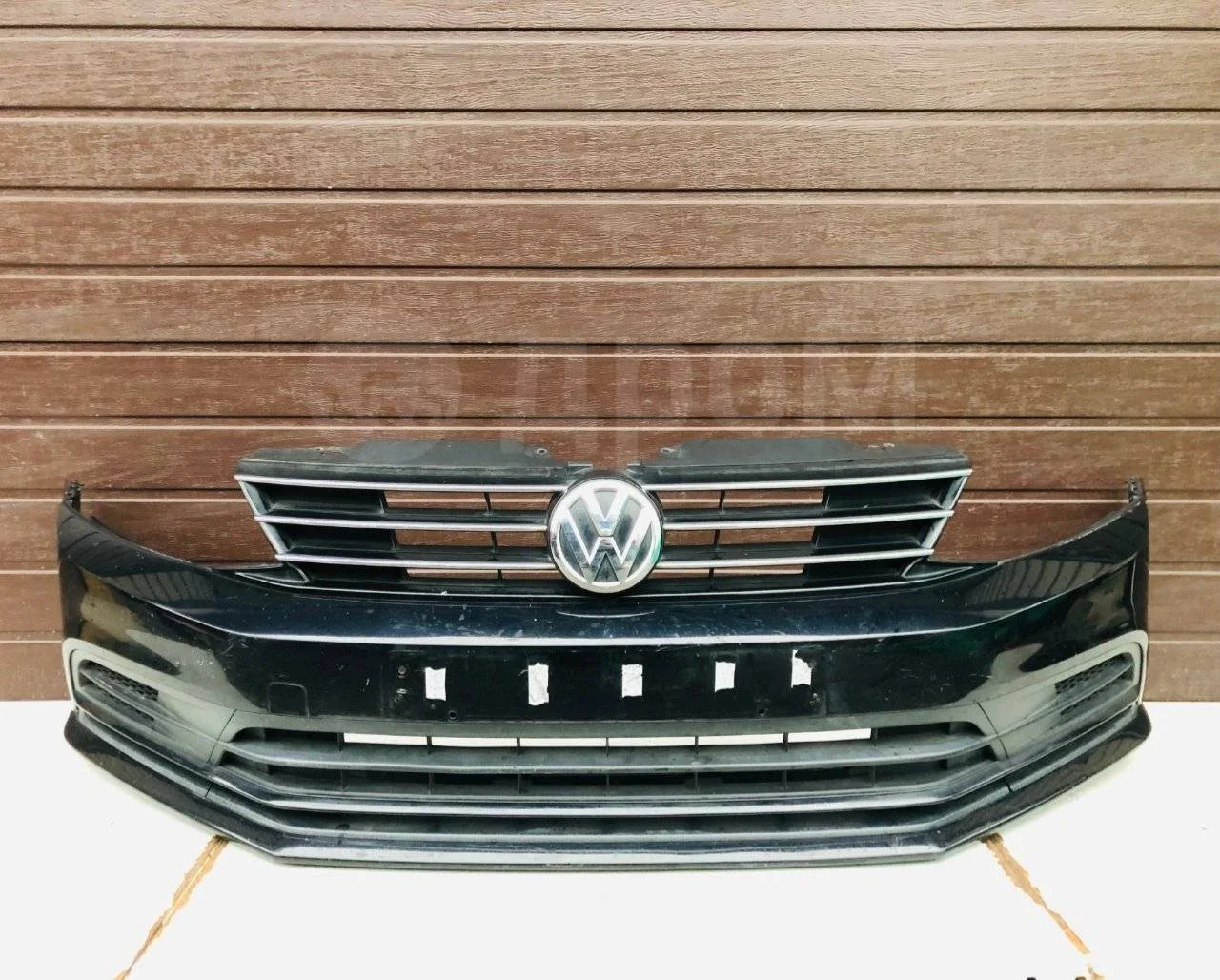 Бампер передний Volkswagen Jetta VI (2010—2015)