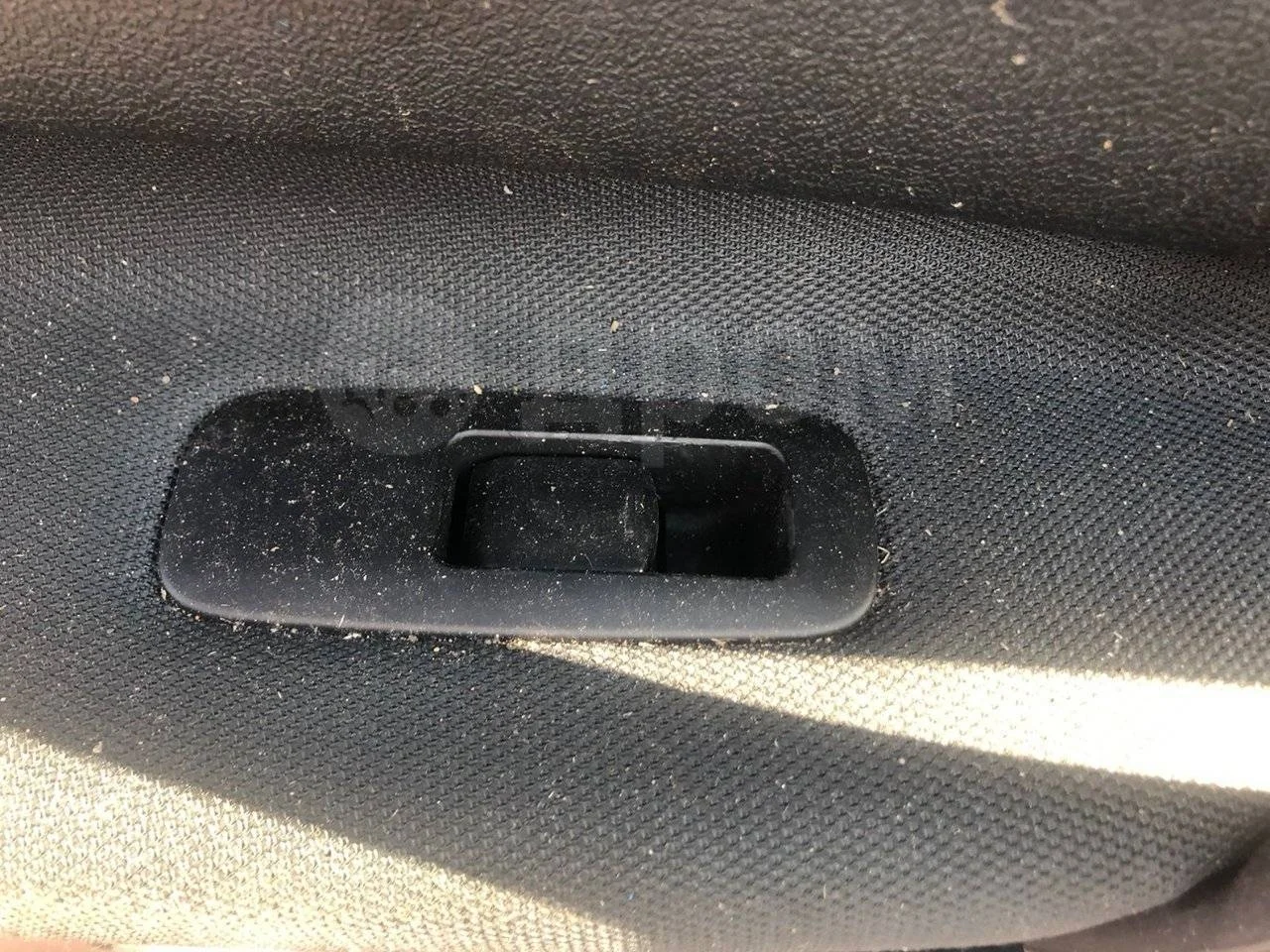 Кнопка стеклоподъемника Nissan Qashqai+2 I рестайлинг (2010—2013)