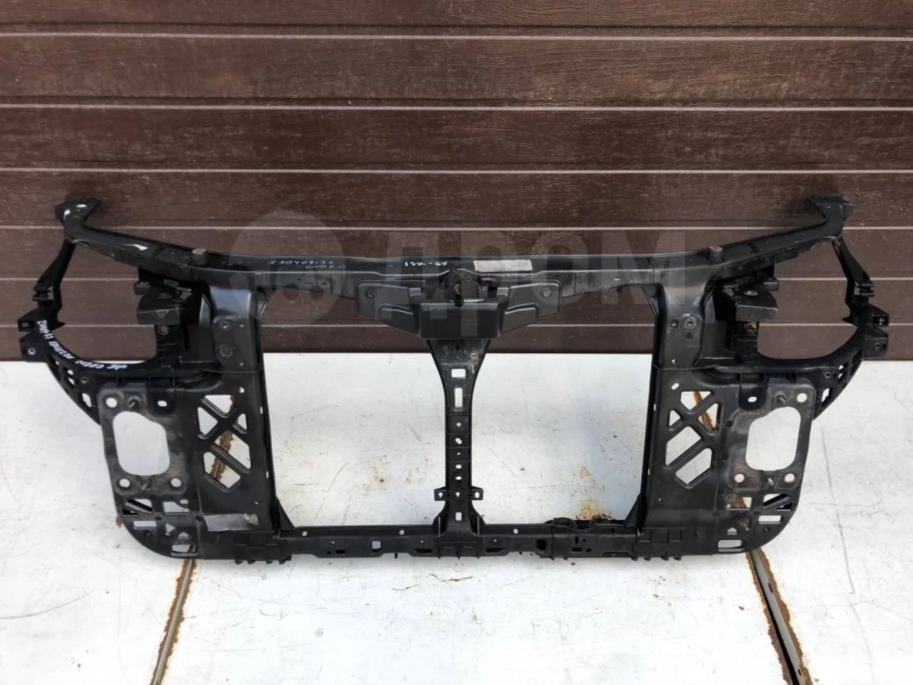 Телевизор (панель передняя) Kia Ceed ED (2006—2010)