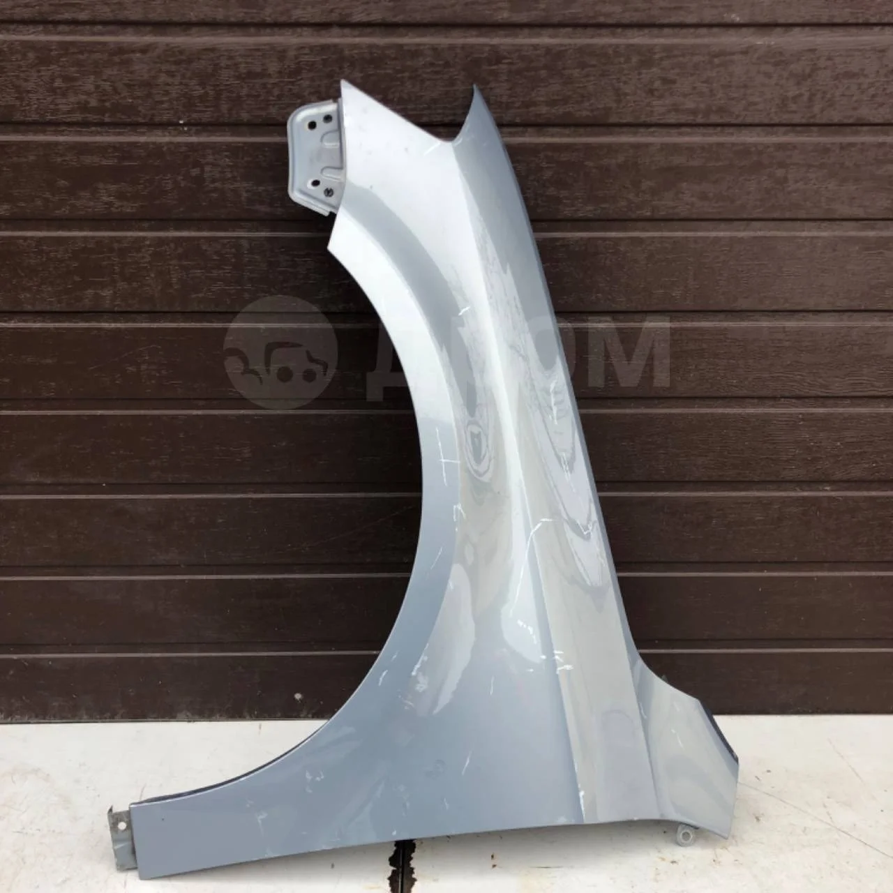 Крыло переднее левое Volkswagen Passat B7 (2010—2015)