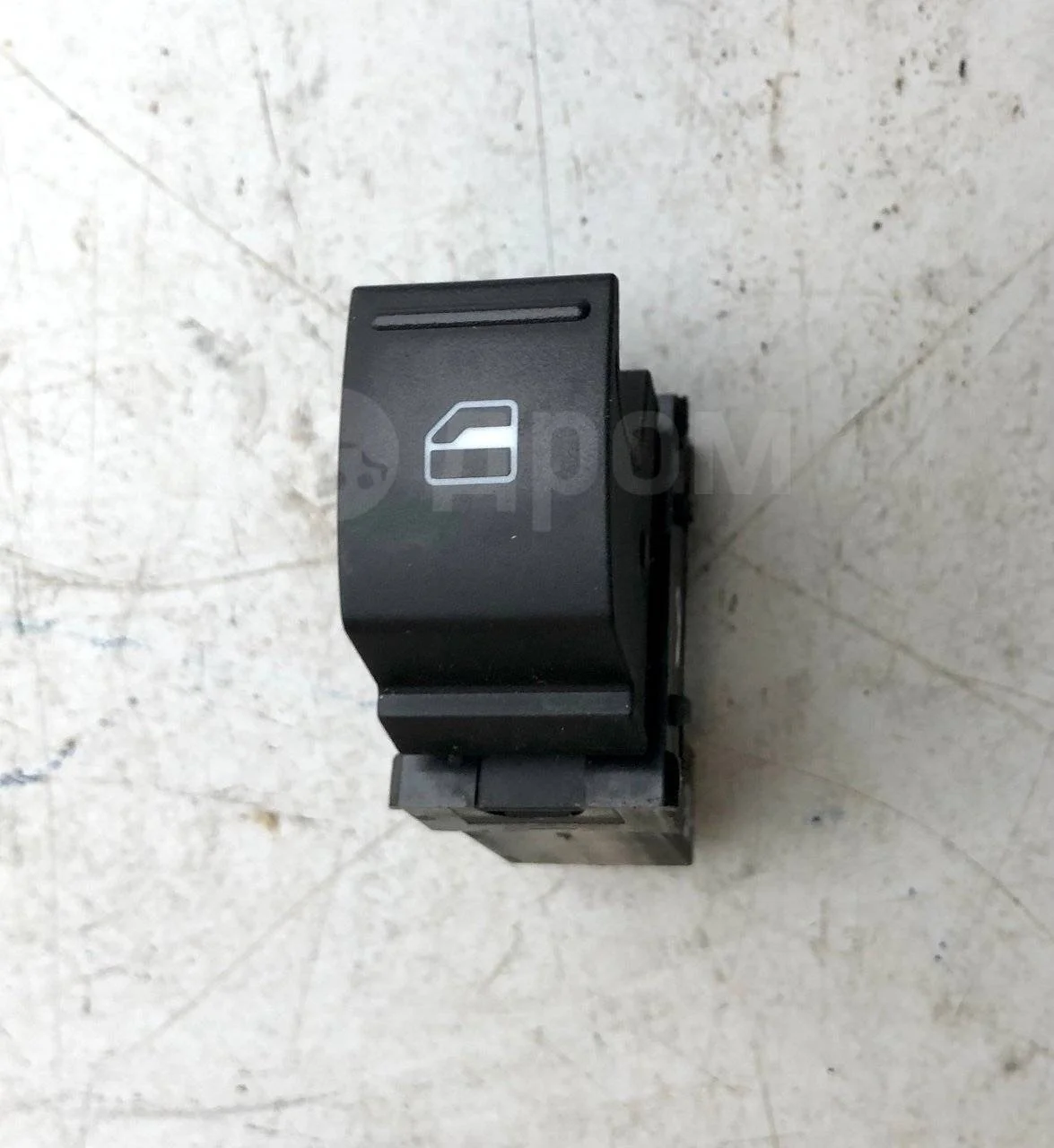 Кнопка стеклоподъемника Volkswagen Jetta VI (2010—2015)