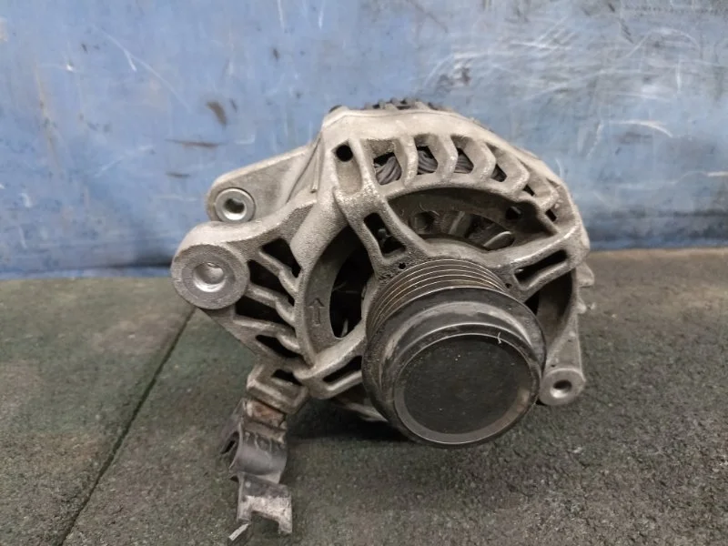 Генератор Toyota Corolla 2010 270600T010 E150 1.6 1ZR