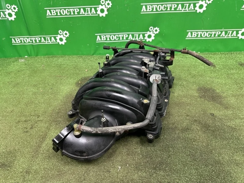 Впускной коллектор Lexus LX570 2007-2021
