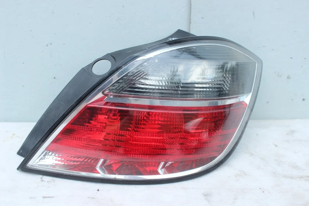 Фонарь задний правый 5 дв Opel Astra H 07- ЗФ64