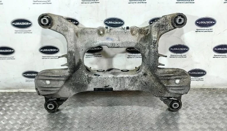 Подрамник задний Range Rover Sport 2 L494 L405