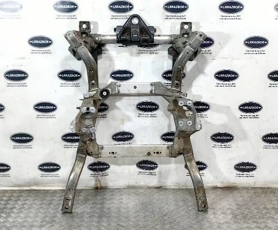 Подрамник передний Range Rover Sport 2 L494 L405