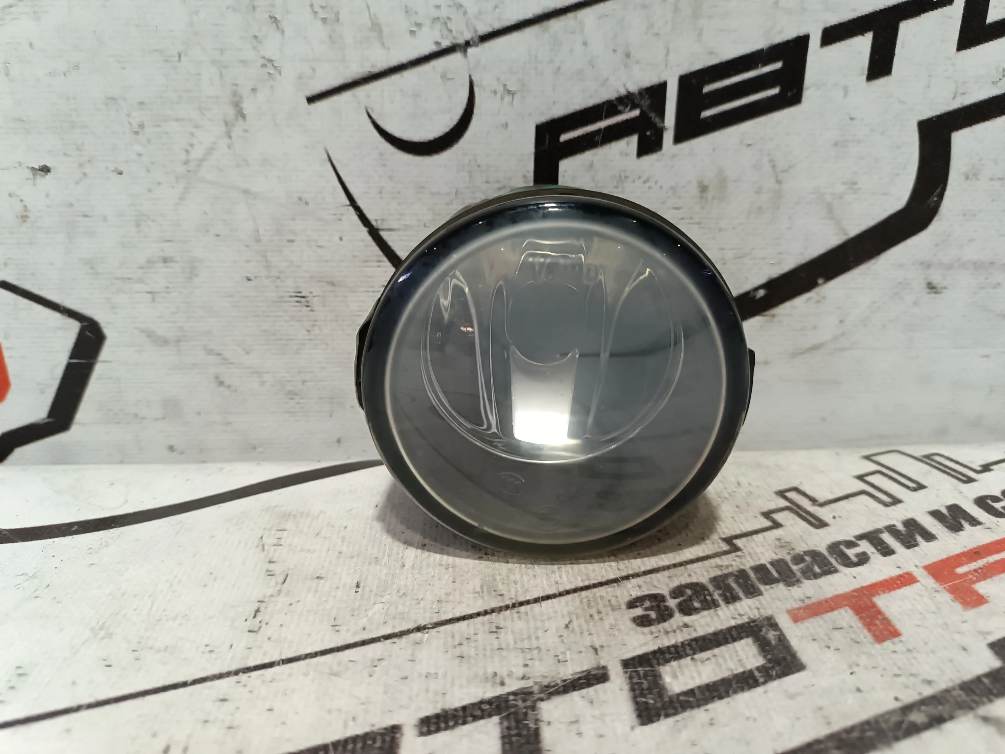 ТУМАНКА NISSAN INFINITI VOLVO SUZUKI ... PRESAGE QX50 SERENA SKYLINE TIIDA TIIDA LATIO X-TRAIL ... V36 Y51 Y62 YF15 Z12 Z51 ZE11 2704 ЛЕВАЯ ПРАВАЯ 261508990B D372