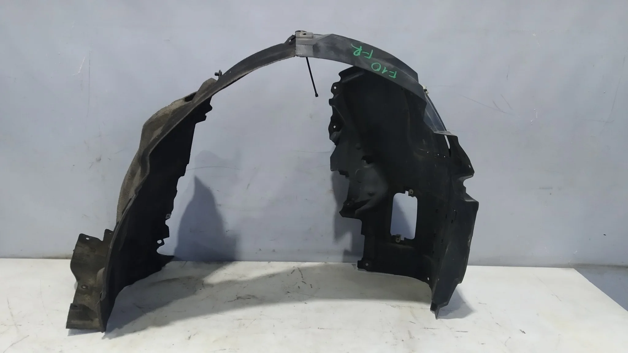 ПОДКРЫЛОК BMW 5-SERIES F10 F11 ПЕРЕДНИЙ ПРАВЫЙ В СБОРЕ 51717186728