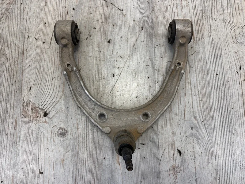 Рычаг поперечный VW Touareg 2 2010-2018 7P