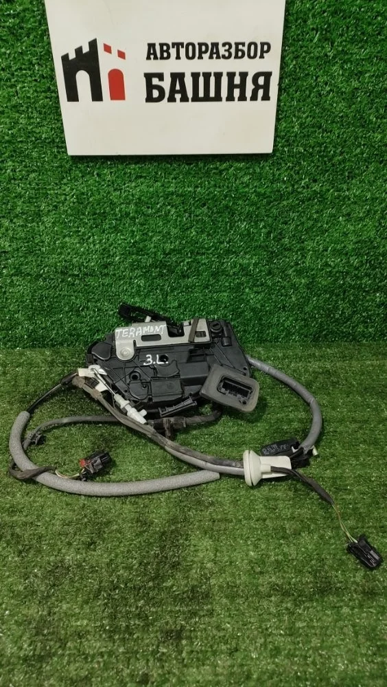 Замок двери Volkswagen Teramont 2018