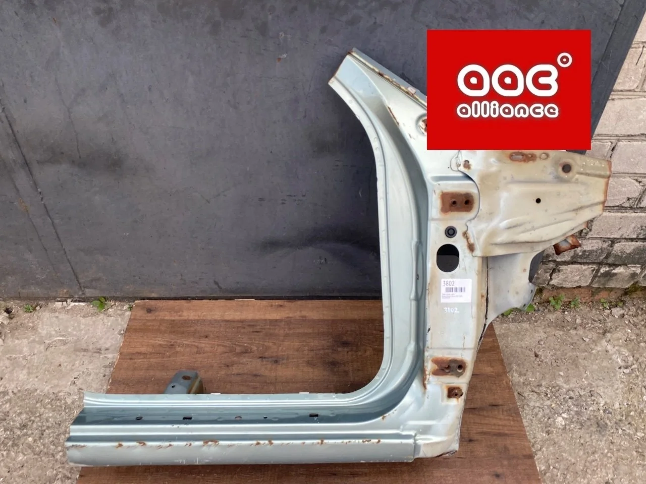 Порог кузова Nissan Almera Classic 2008 7601095F0B B10, правый