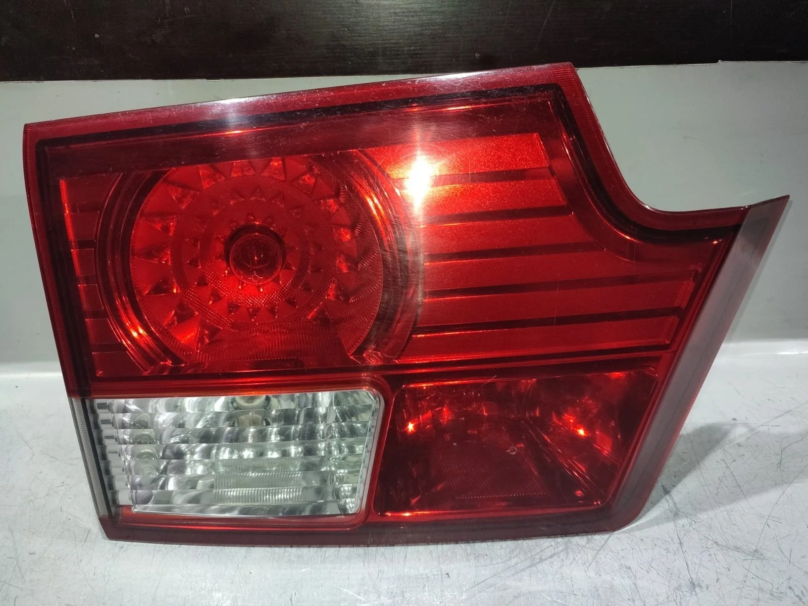 Фонарь внутренний SsangYong Kyron 2012 D130