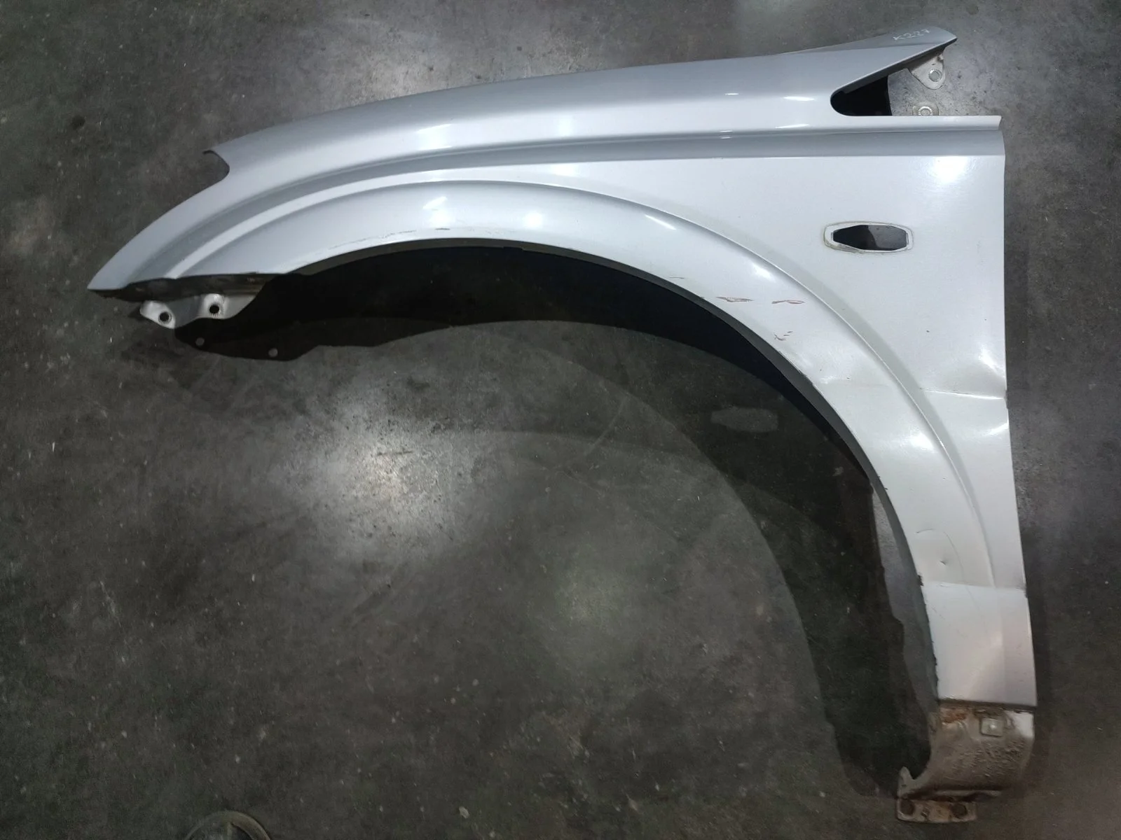 Крыло SsangYong Kyron 2012 D130