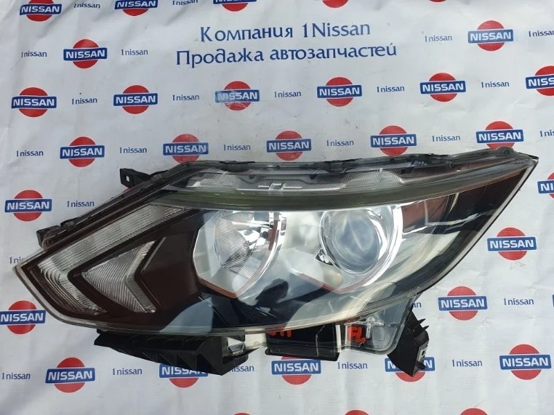 Фара галогеновая Nissan Qashqai 01/2014 н.в. 260604EH1A J11 MR20DD, передняя левая