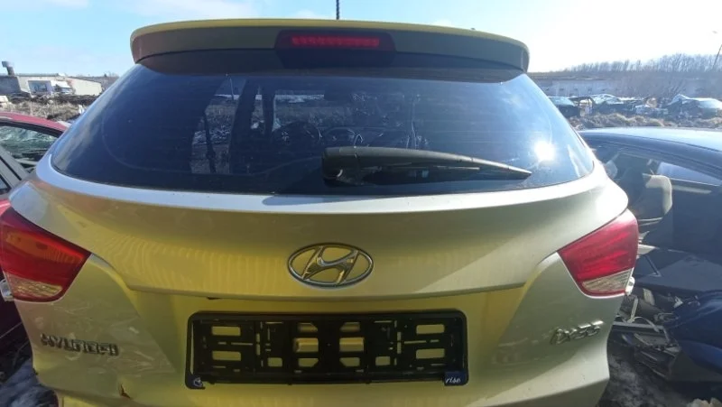 Накладка двери багажника Hyundai Ix35 G4FD