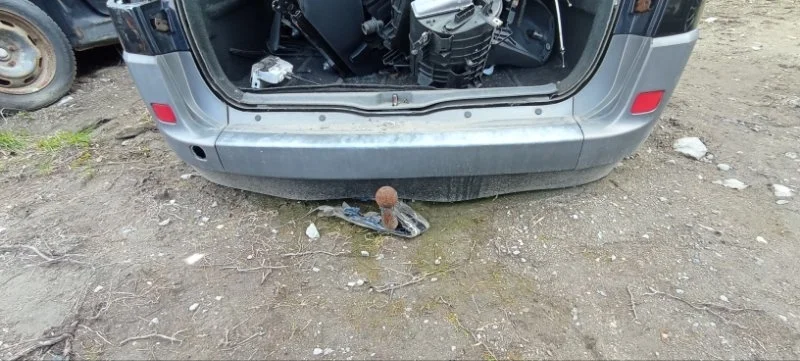 Усилитель бампера задний Renault Scenic 2