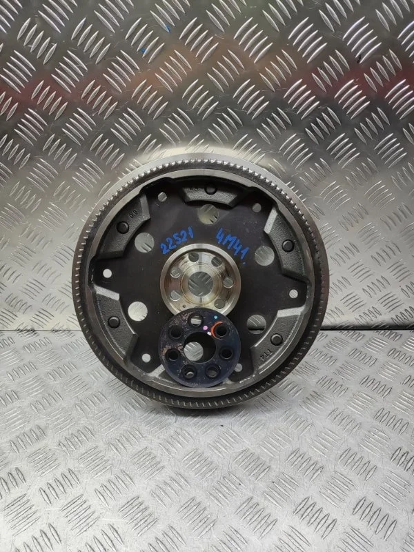 Маховик АКПП Mitsubishi Pajero 4 2701A119 V98W 4M41U