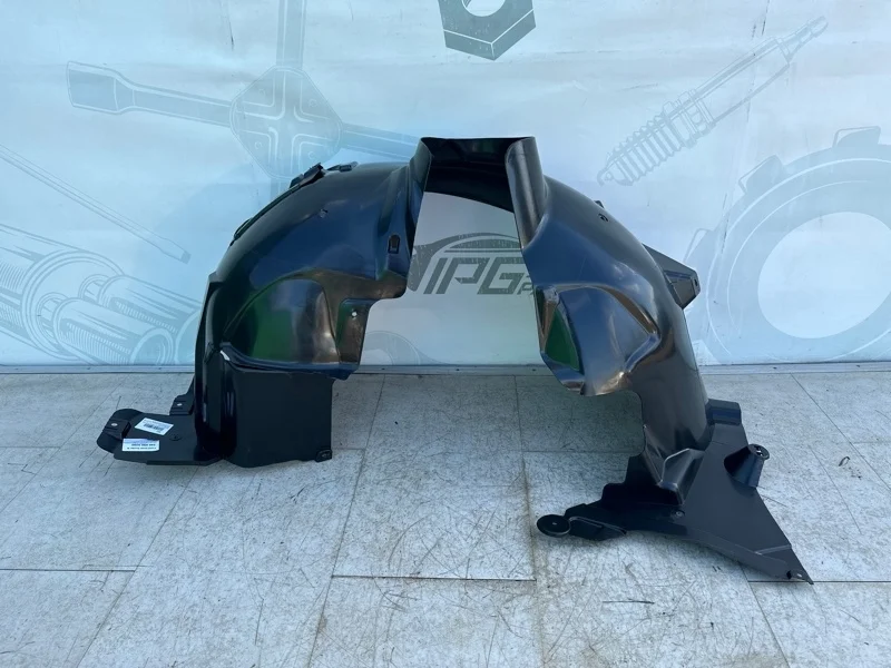 Подкрылок передний правый Mercedes B W246