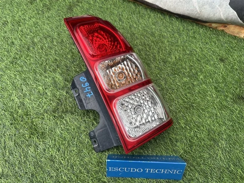Стоп-сигнал SUZUKI ESCUDO 2007 TD54W