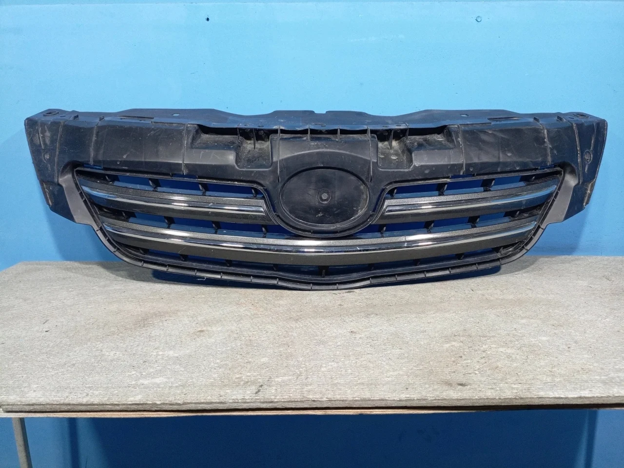 Решетка радиатора Toyota Corolla 10 (E140\ E150)