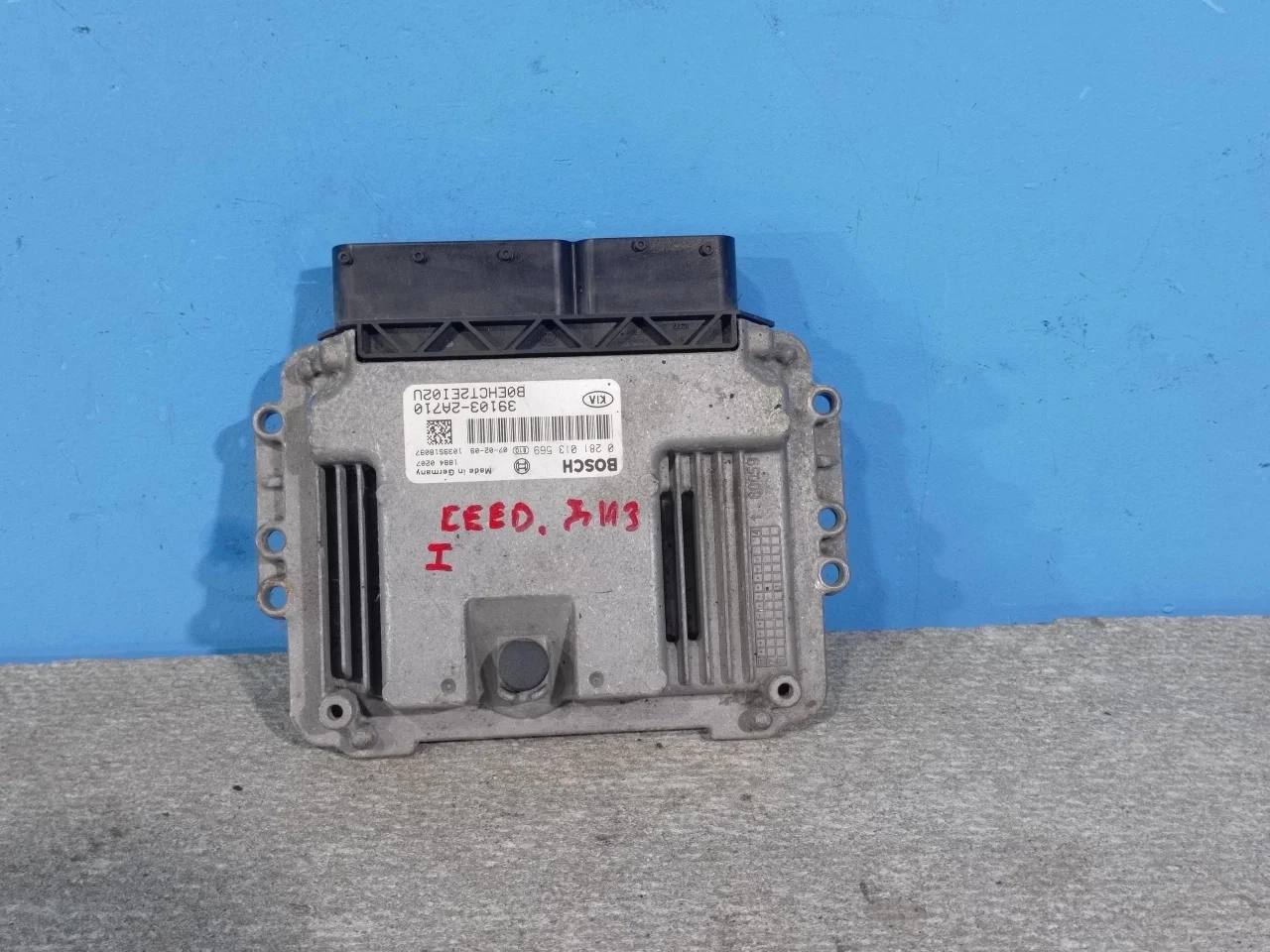 Блок управления двигателем Kia Ceed 1 (ED)