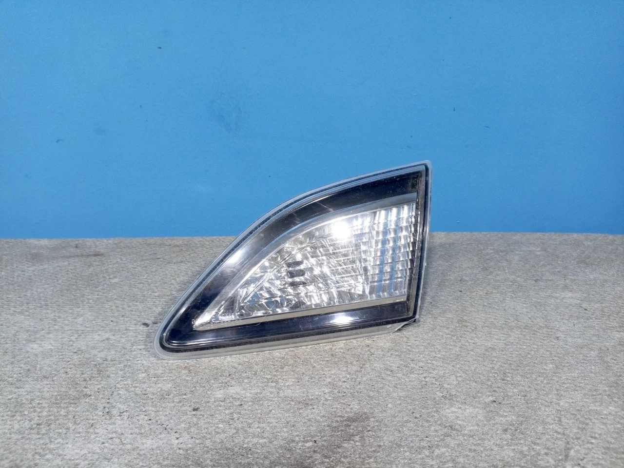 Фонарь задний правый Mazda 3 2 (BL)