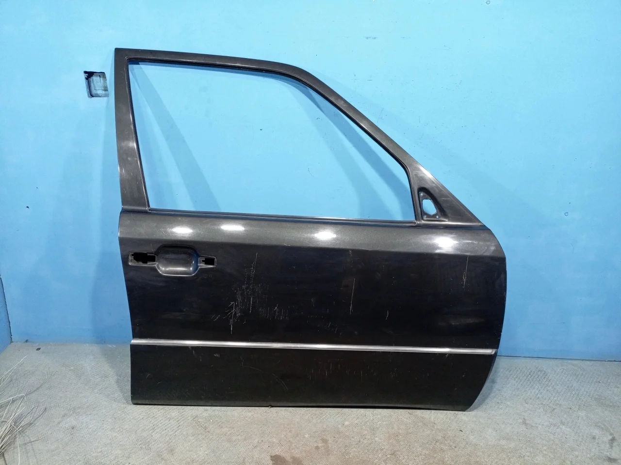 Дверь передняя правая Mercedes-Benz E-Class 1 (W124)