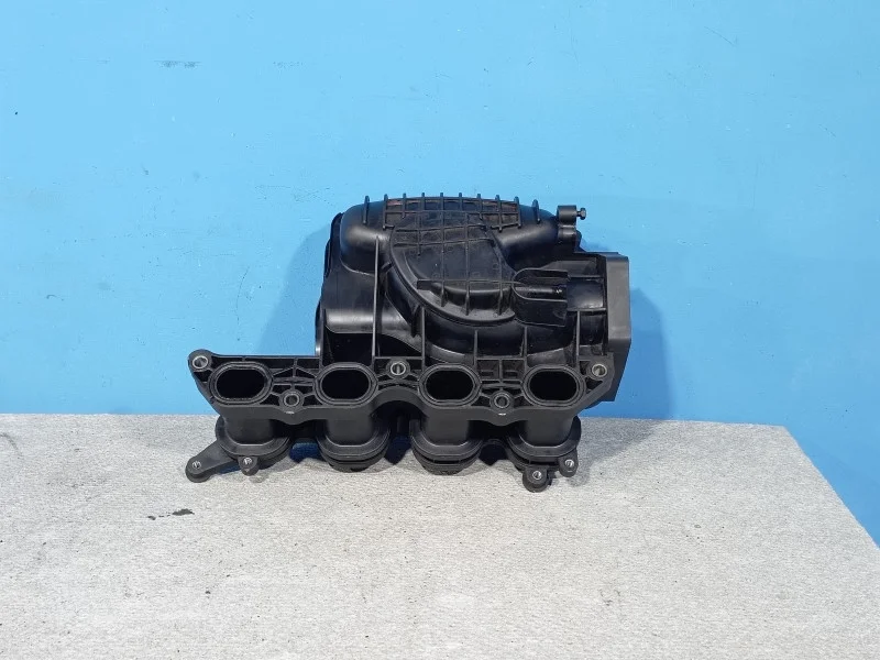 Коллектор впускной Kia Ceed 1 (ED)