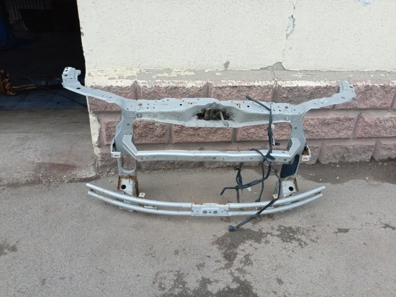 Панель передняя Suzuki Grand Vitara 2 (JT)