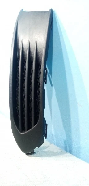 Решетка в бампер левая Volkswagen Polo 5