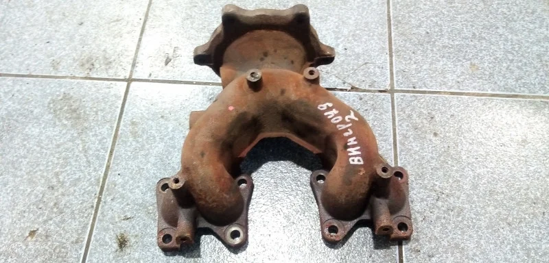 Коллектор выпускной Nissan Wingroad 2 (Y11)