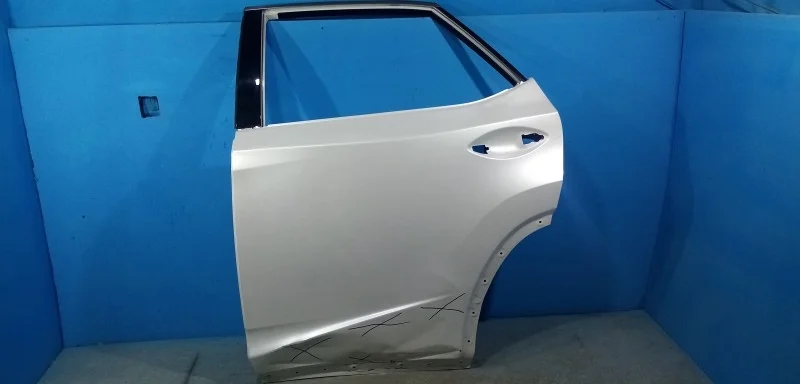 Дверь задняя левая Lexus RX 4