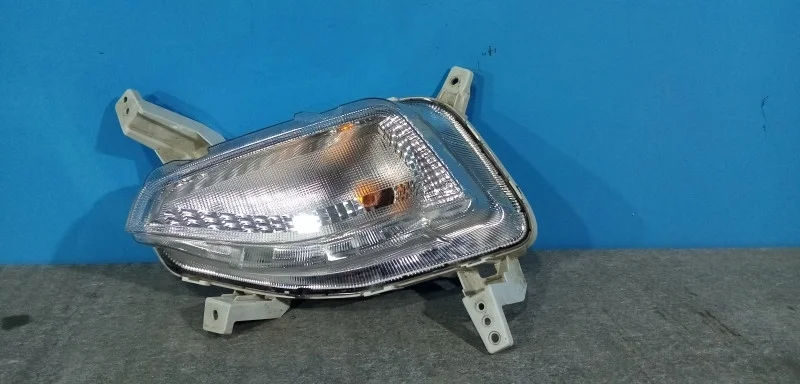 Левая противотуманная фара Hyundai Creta
