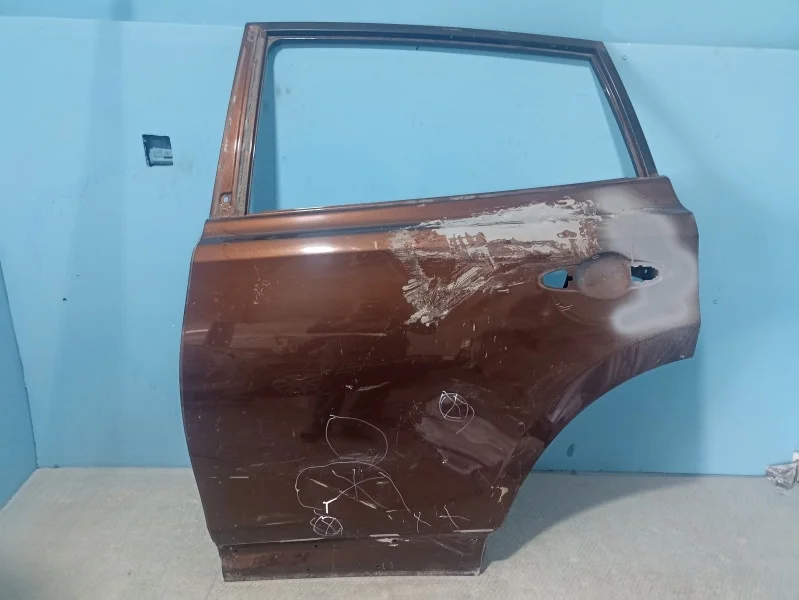 Дверь задняя левая Toyota RAV 4 4 (CA40)